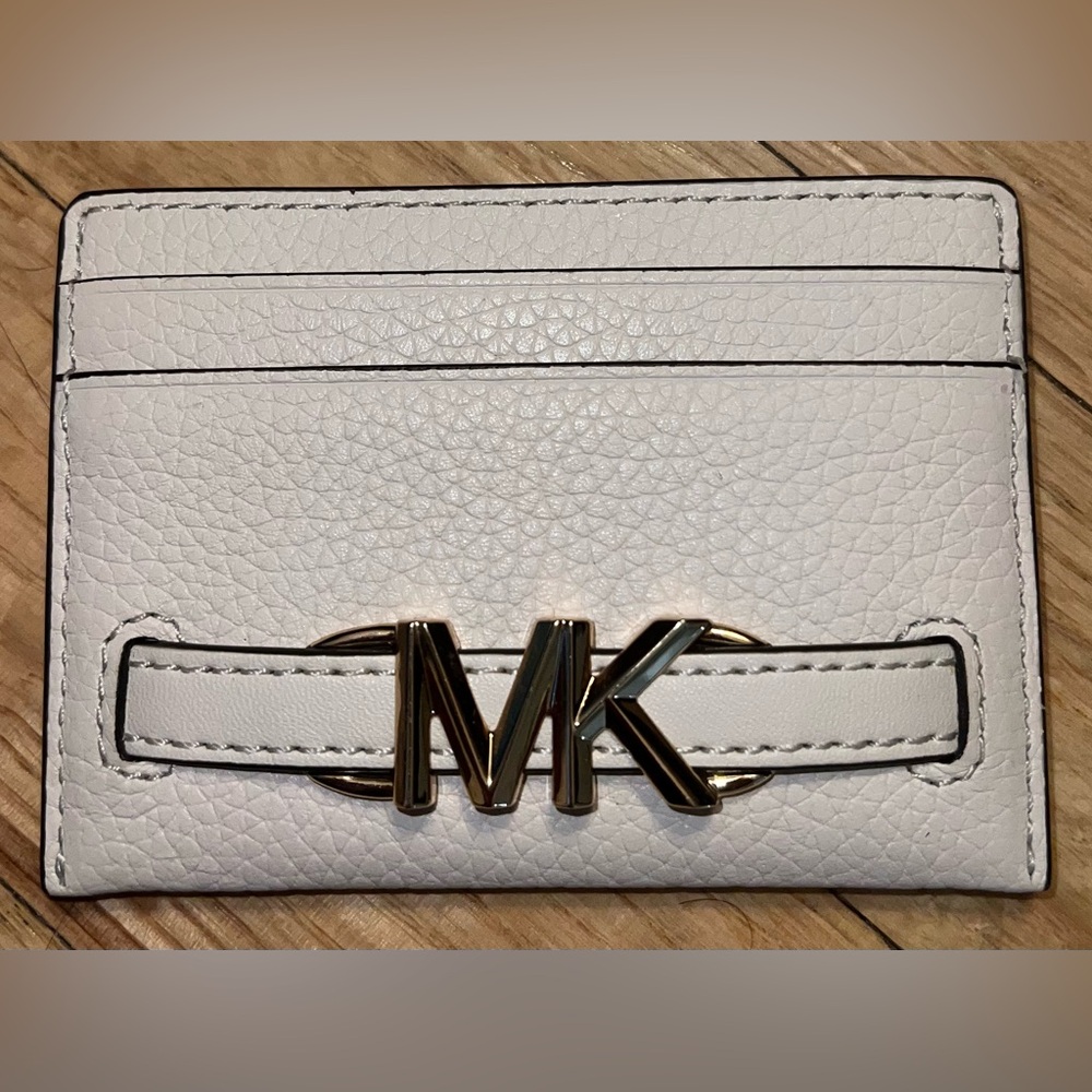 Michael Kors Card Holder Wallet